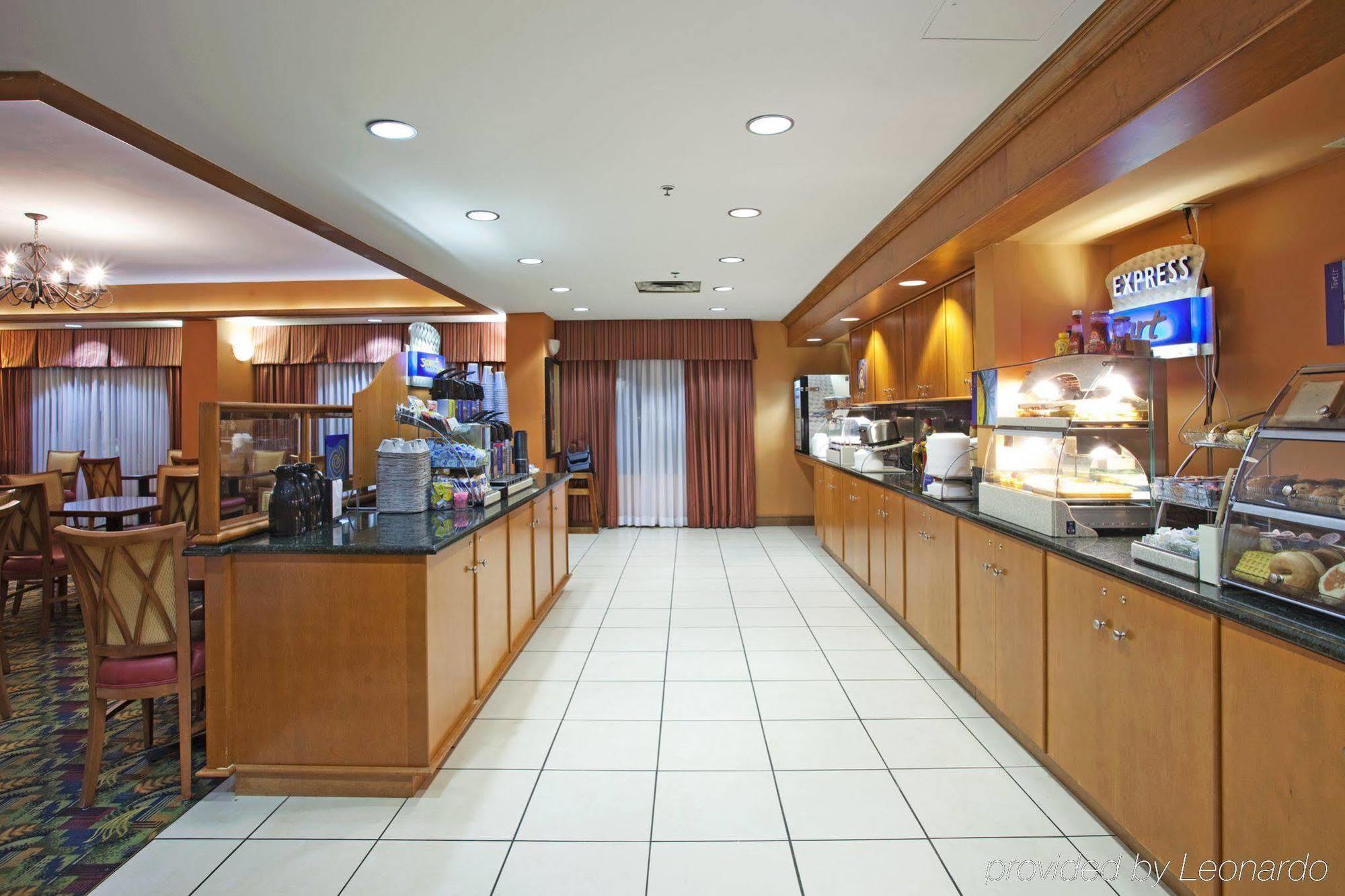 Holiday Inn Express Pascagoula-Moss Point By Ihg Exteriör bild